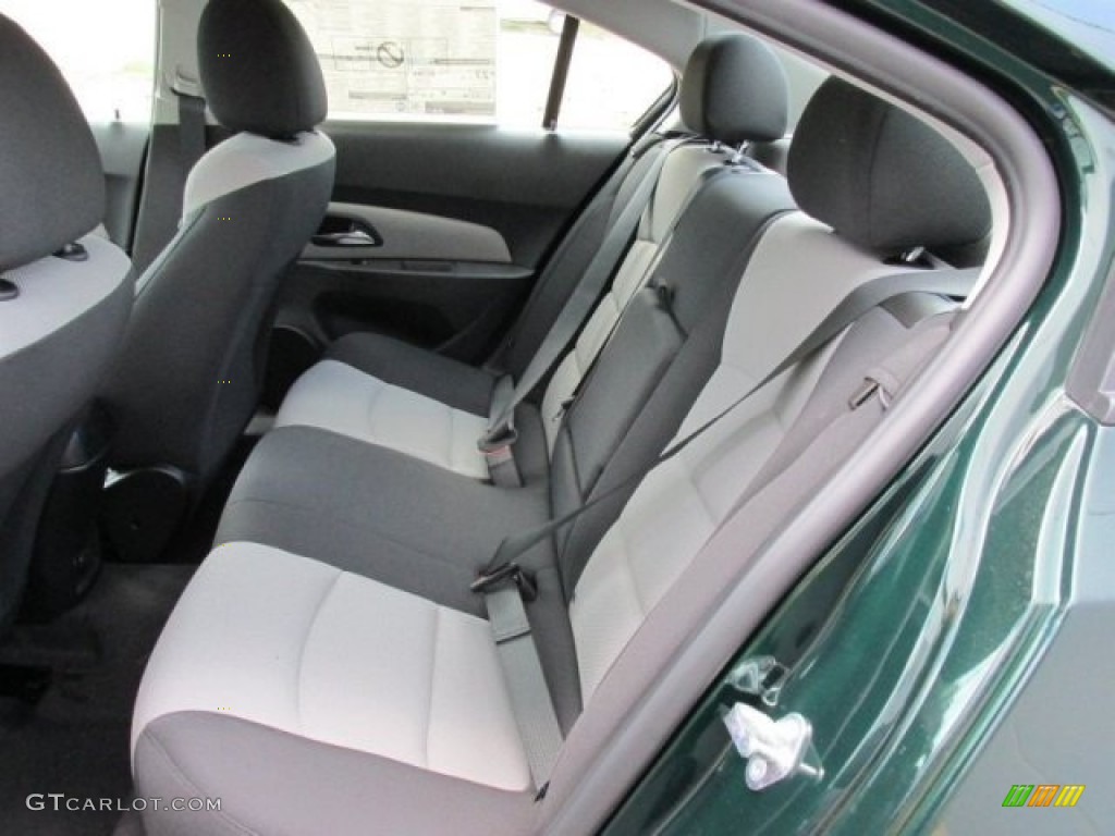 2014 Cruze LS - Rainforest Green Metallic / Jet Black/Medium Titanium photo #12
