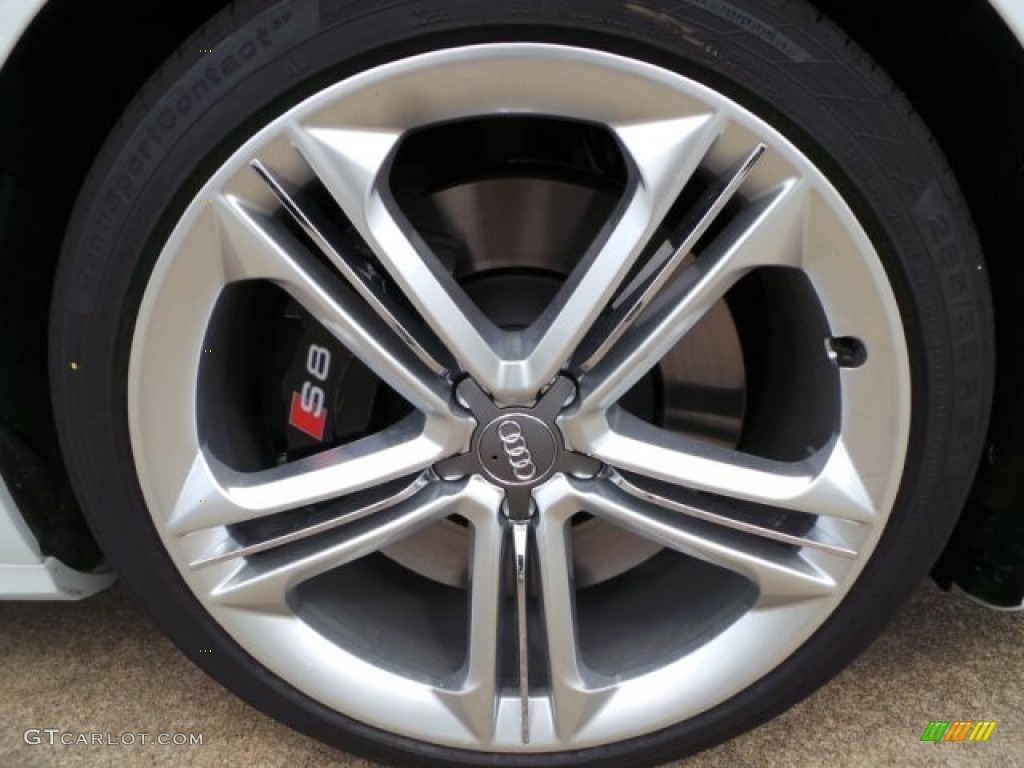 2015 Audi S8 quattro S Wheel Photos