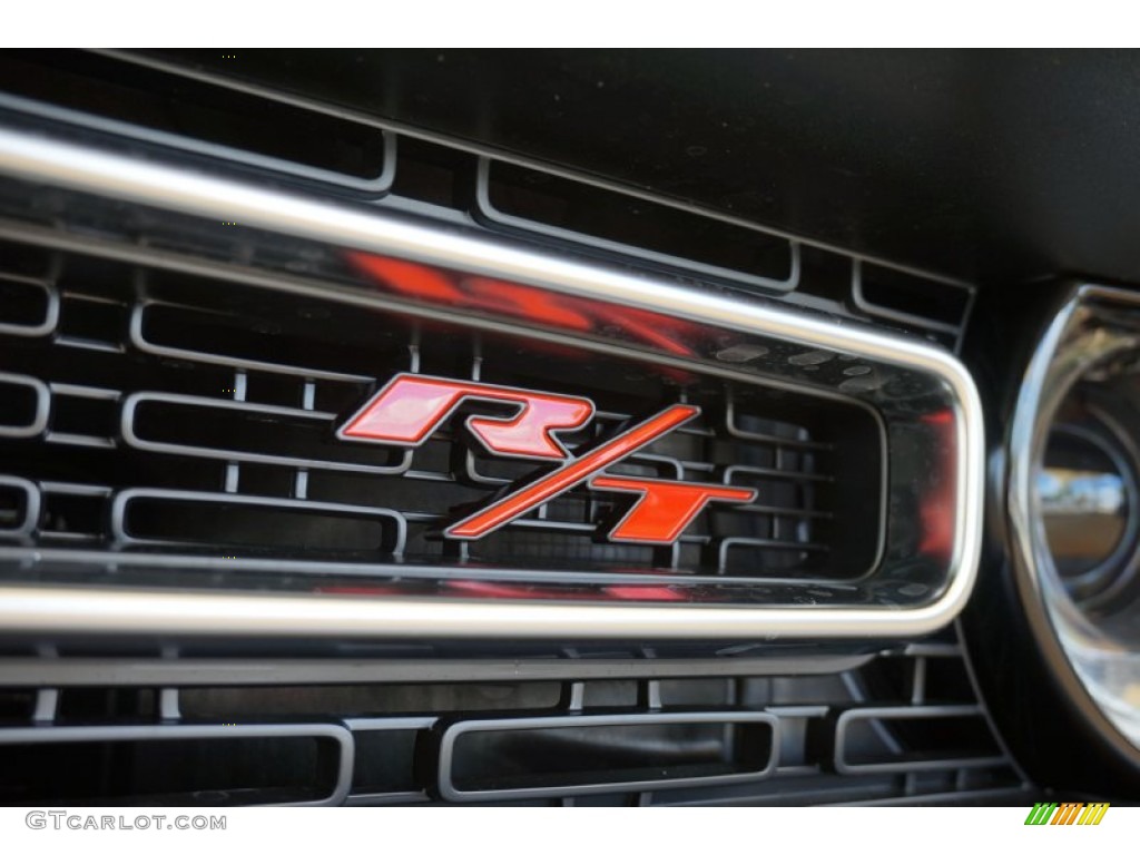 2015 Challenger R/T Plus - Pitch Black / Black photo #4