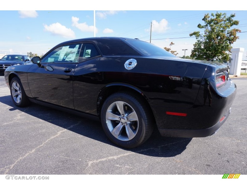 2015 Challenger SXT - Pitch Black / Black photo #2