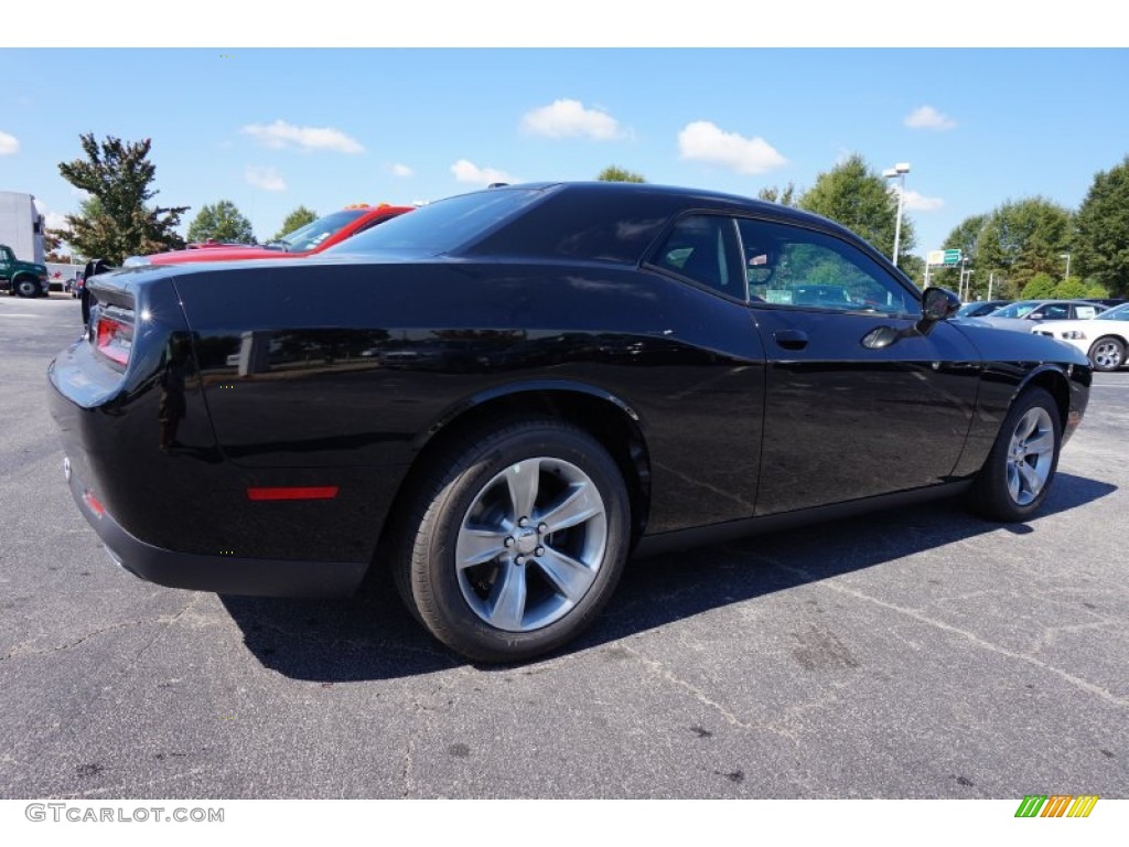 2015 Challenger SXT - Pitch Black / Black photo #3