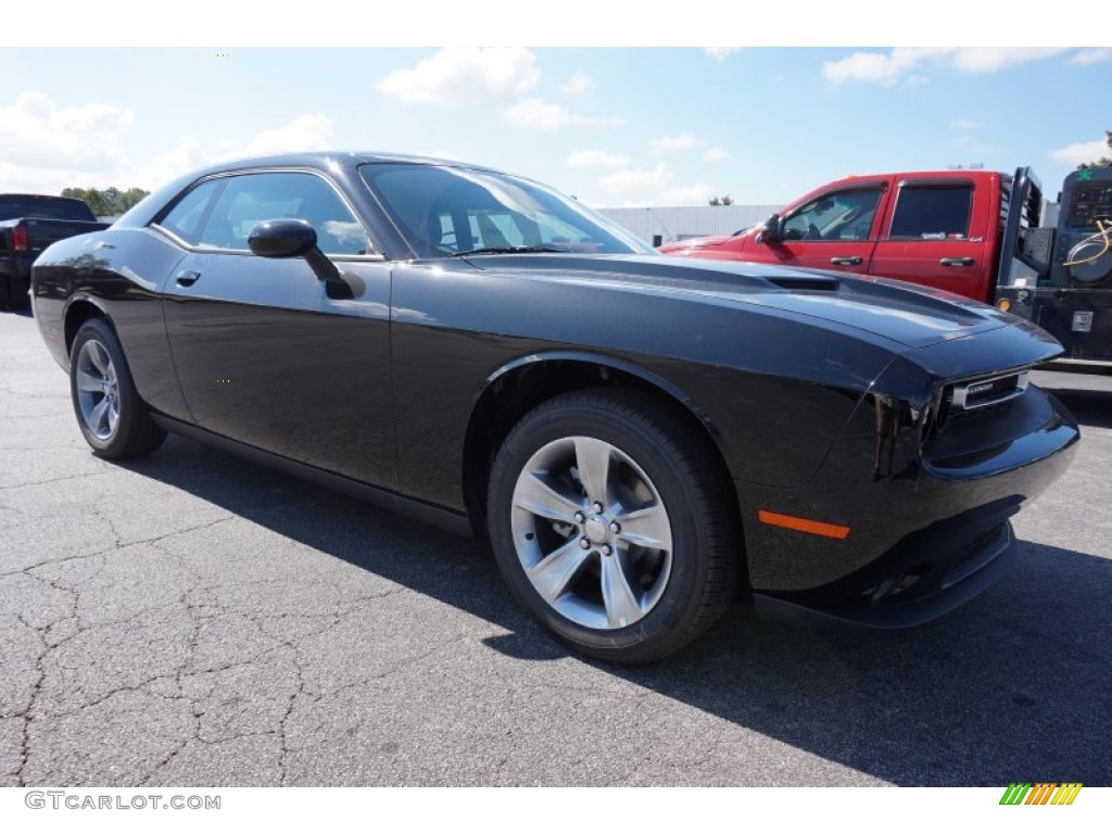 2015 Challenger SXT - Pitch Black / Black photo #4