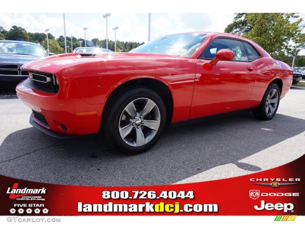 2015 Challenger SXT - TorRed / Black photo #1