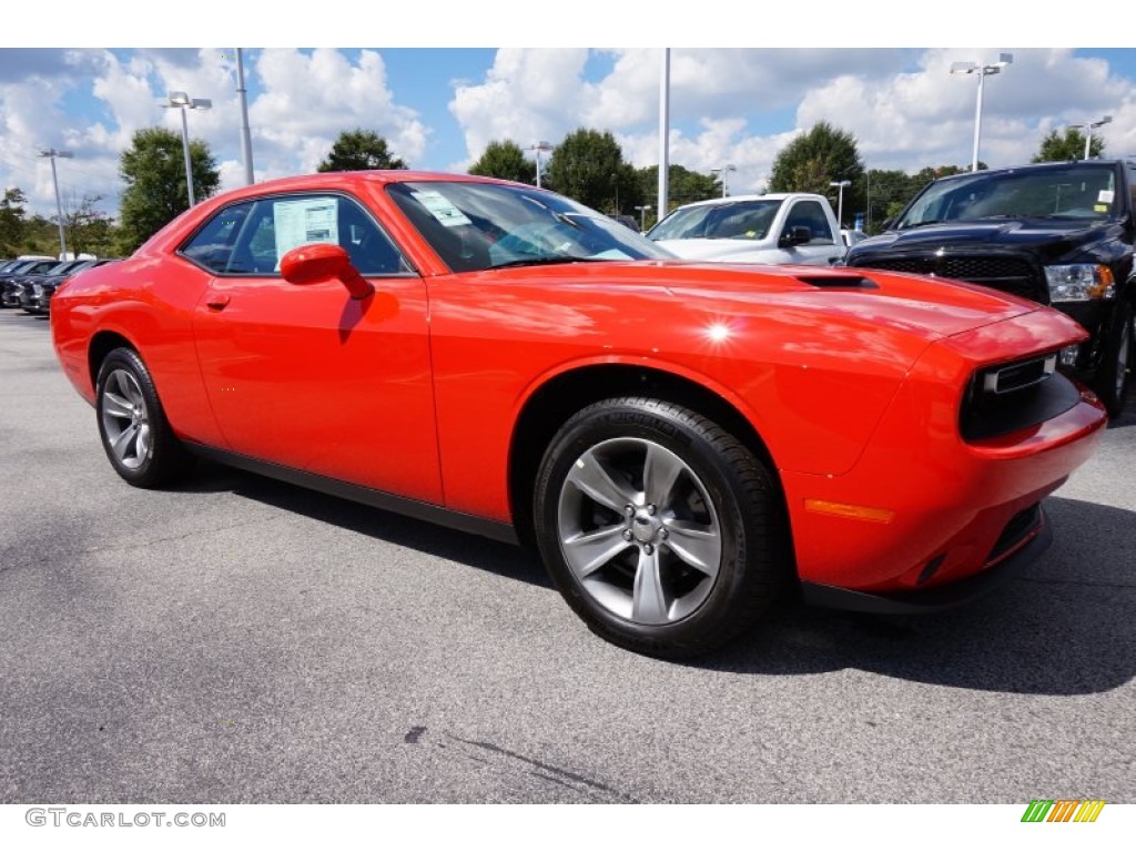 TorRed 2015 Dodge Challenger SXT Exterior Photo #97805379
