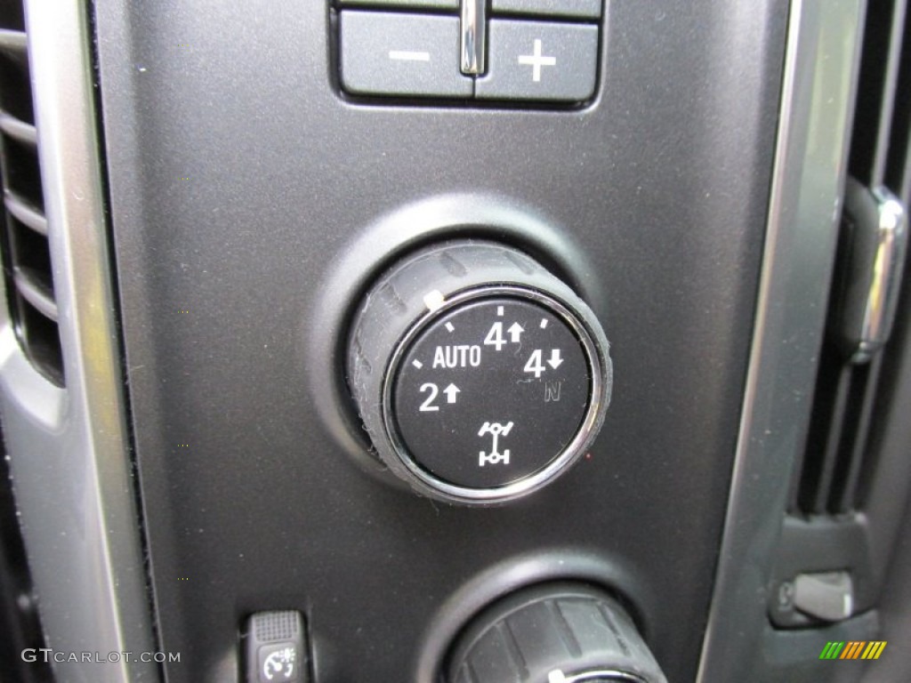 2015 Chevrolet Silverado 1500 LT Crew Cab 4x4 Controls Photo #97805739