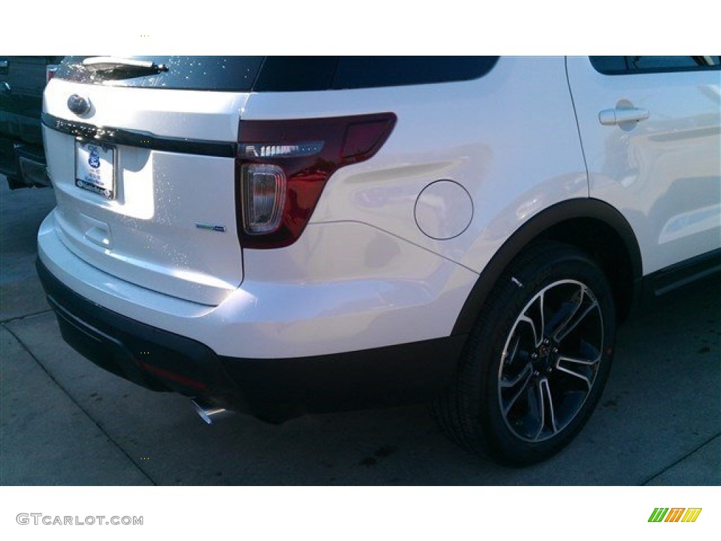 2015 Explorer Sport 4WD - White Platinum / Sport Charcoal Black/Sienna photo #3