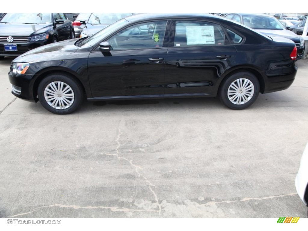 2015 Volkswagen Passat S Sedan Exterior Photos