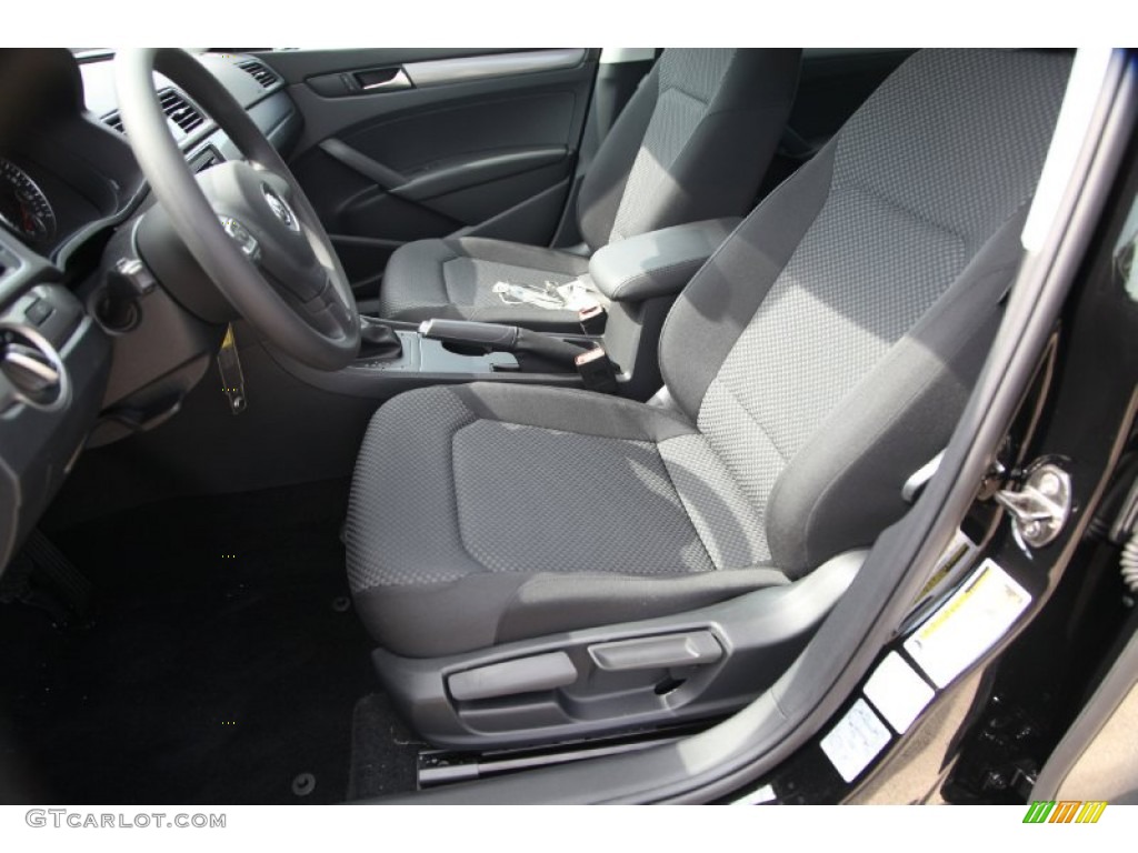 2015 Volkswagen Passat S Sedan Front Seat Photo #97817736
