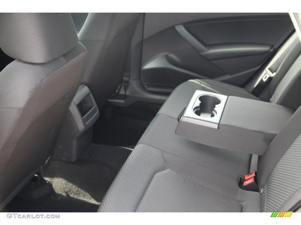 2015 Volkswagen Passat S Sedan Rear Seat Photos