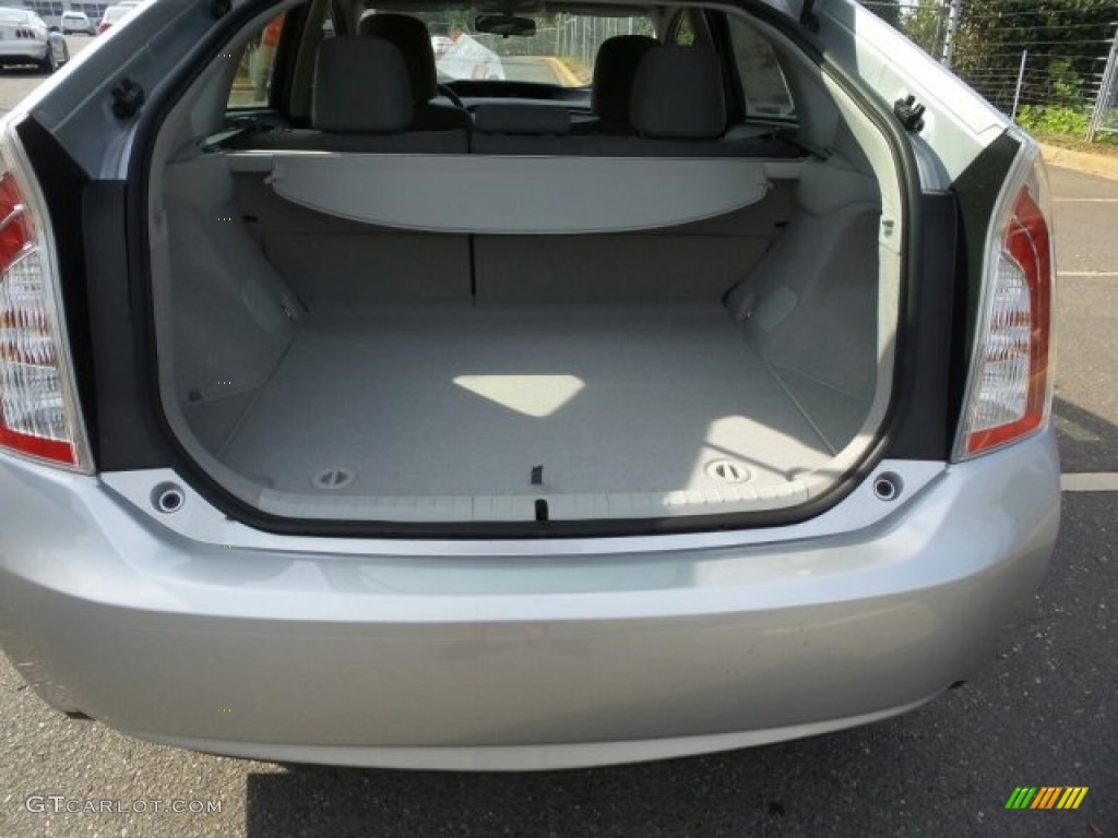 2015 Toyota Prius Three Hybrid Trunk Photo #97837959