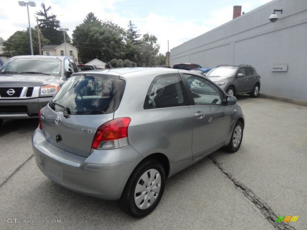 2011 Yaris 3 Door Liftback - Silver Streak Mica / Dark Charcoal photo #5