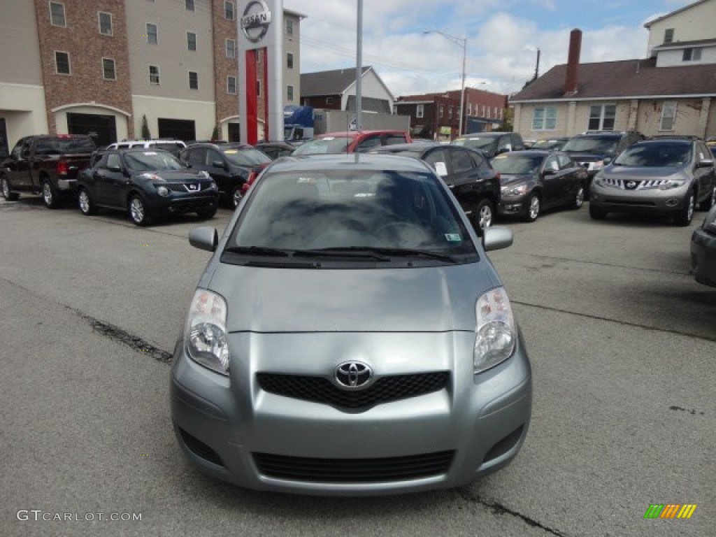 2011 Yaris 3 Door Liftback - Silver Streak Mica / Dark Charcoal photo #8