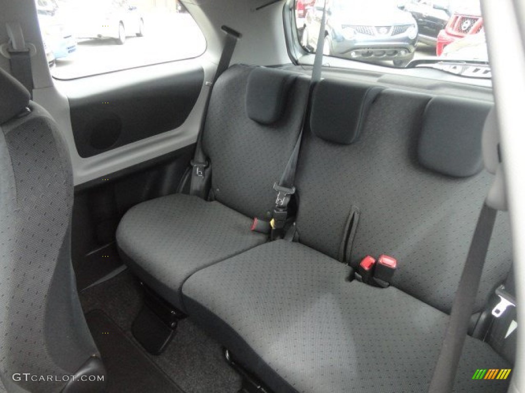 2011 Yaris 3 Door Liftback - Silver Streak Mica / Dark Charcoal photo #9