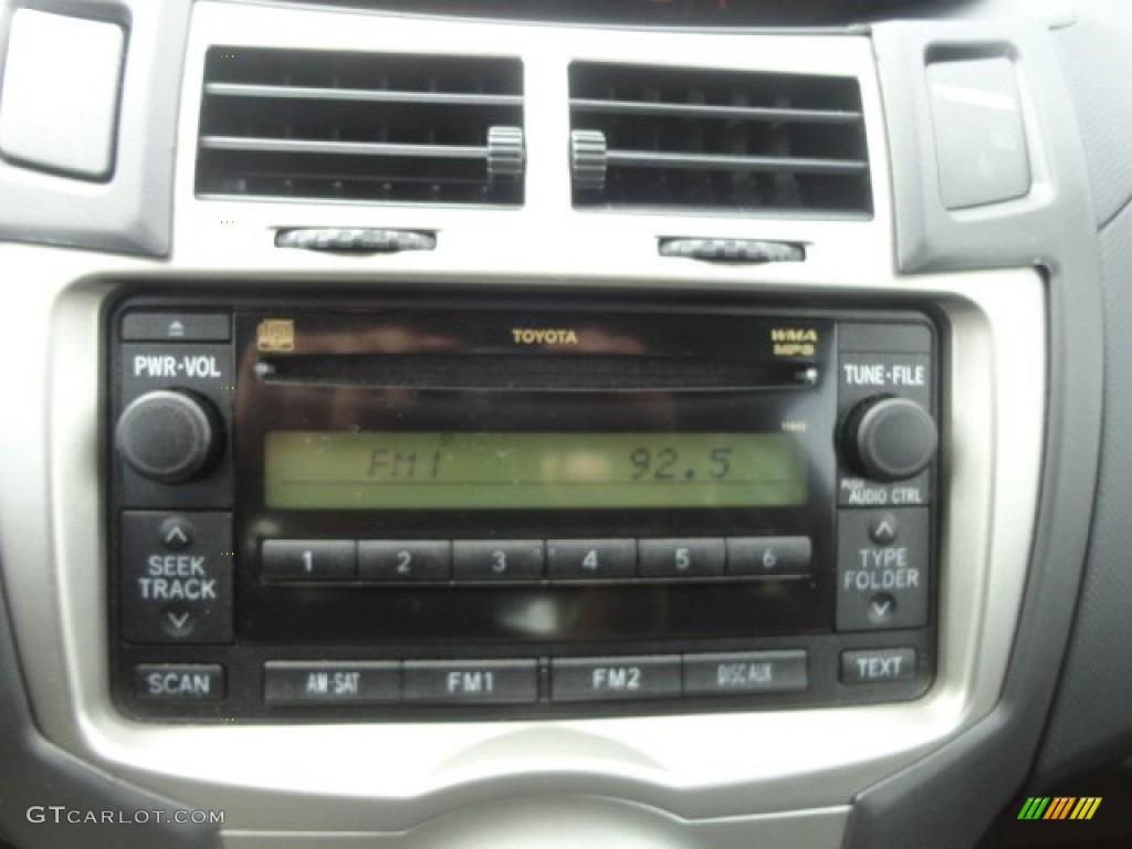 2011 Yaris 3 Door Liftback - Silver Streak Mica / Dark Charcoal photo #14