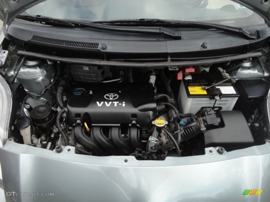 2011 Yaris 3 Door Liftback - Silver Streak Mica / Dark Charcoal photo #18