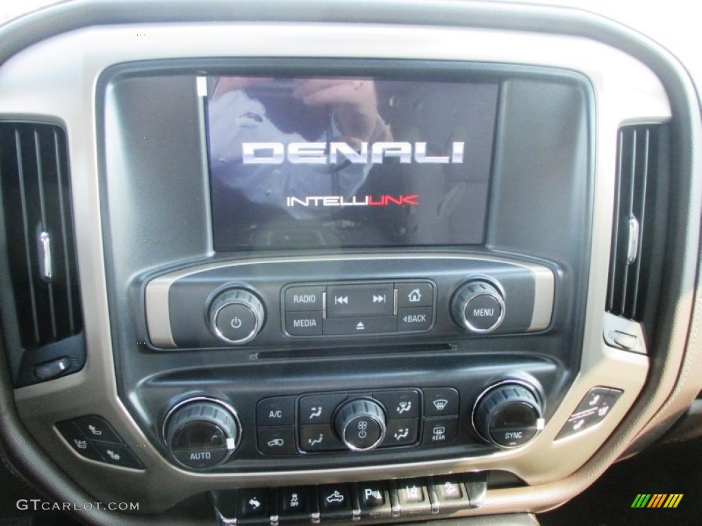2015 GMC Sierra 1500 Denali Crew Cab 4x4 Controls Photo #97846125