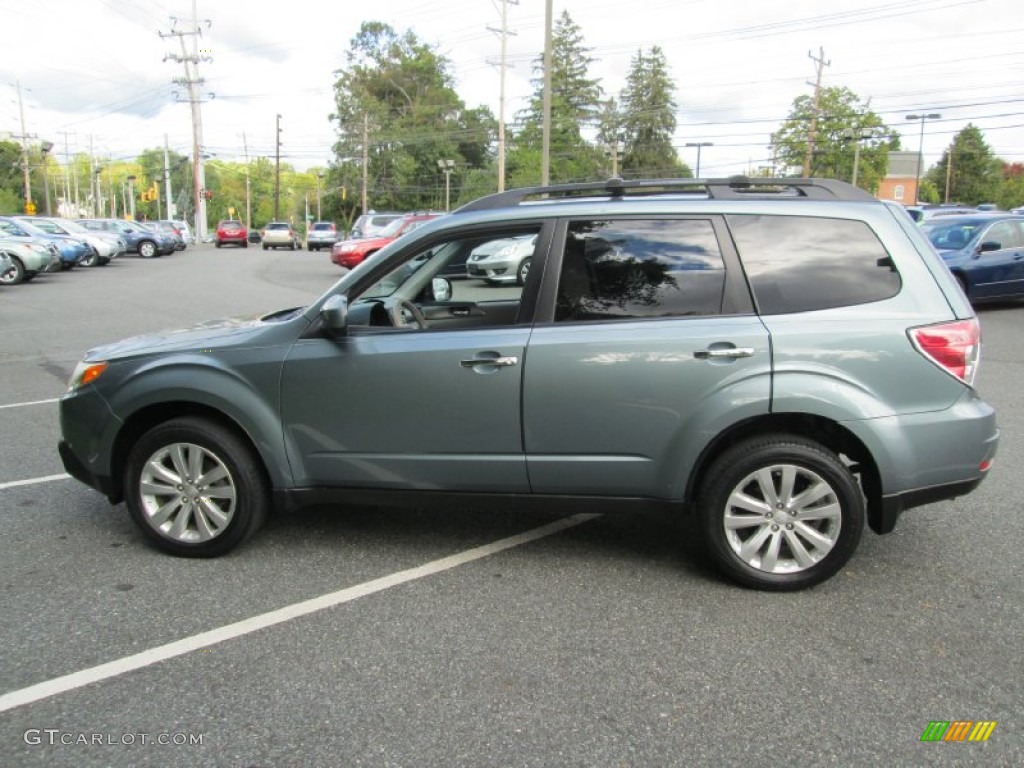 2011 Forester 2.5 X Premium - Sage Green Metallic / Platinum photo #9