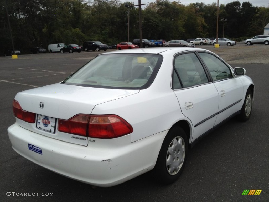 1999 Accord LX Sedan - Taffeta White / Ivory photo #7