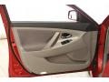 Barcelona Red Metallic - Camry SE Photo No. 4