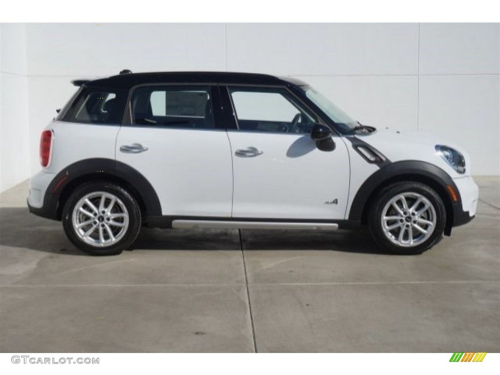 Light White 2015 Mini Countryman Cooper S All4 Exterior Photo #97861449