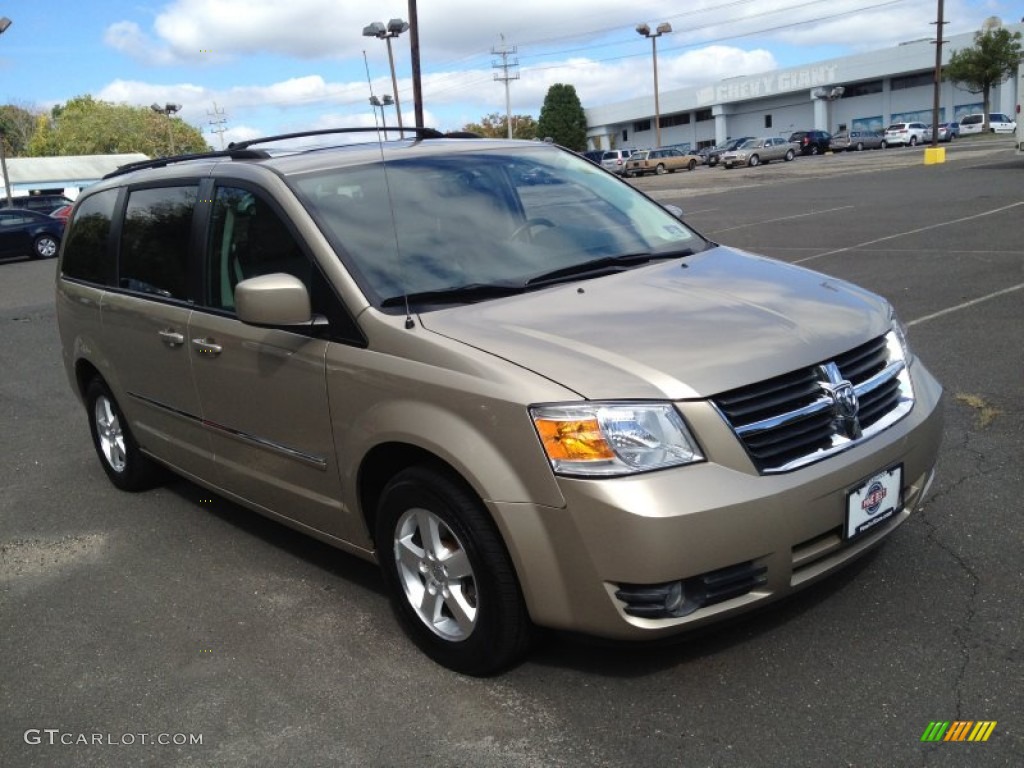2008 Grand Caravan SXT - Light Sandstone Metallic / Medium Slate Gray/Light Shale photo #3