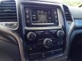 Brilliant Black Crystal Pearl - Grand Cherokee Laredo E 4x4 Photo No. 10