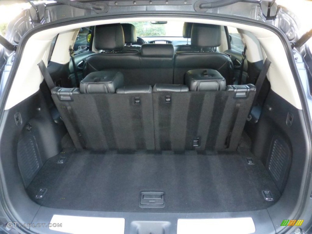 2014 Infiniti QX60 3.5 AWD Trunk Photo #97868692