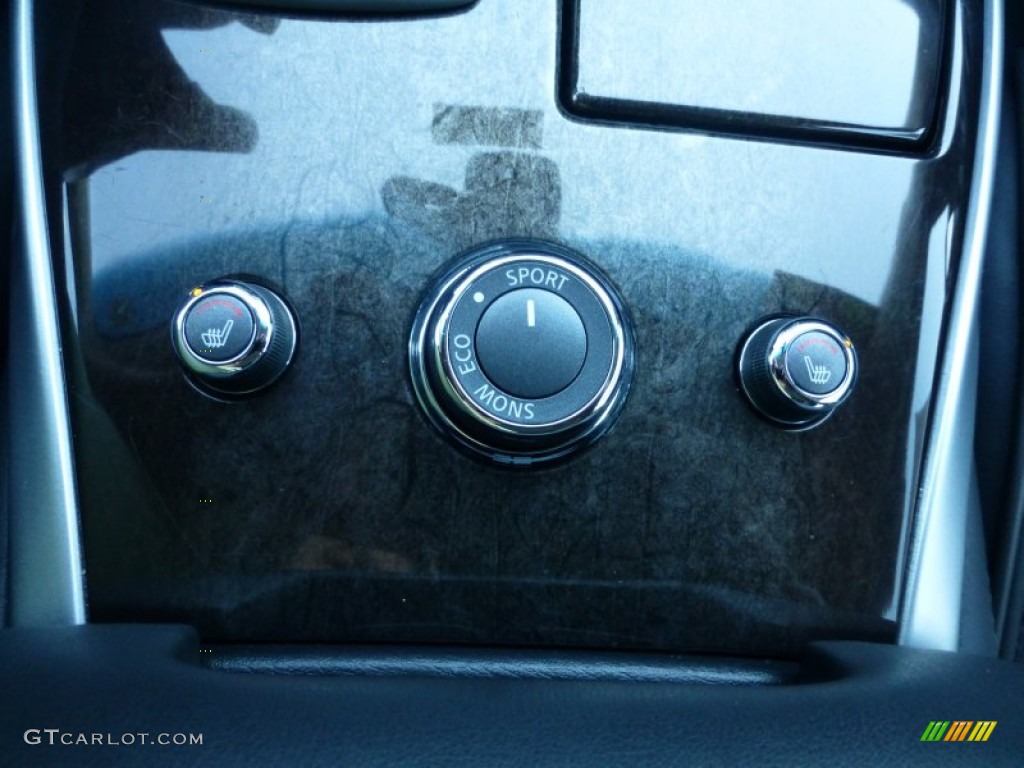 2014 Infiniti QX60 3.5 AWD Controls Photo #97868924