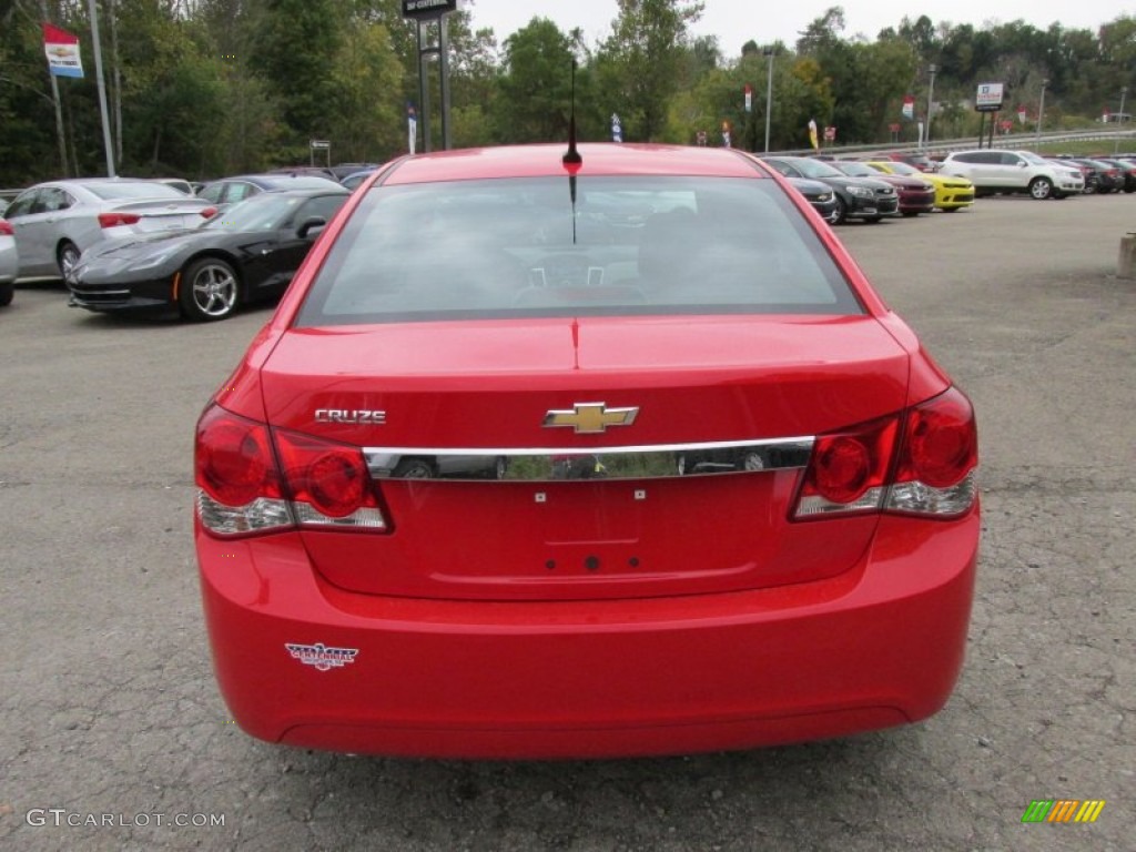 2014 Cruze LS - Red Hot / Jet Black/Medium Titanium photo #5
