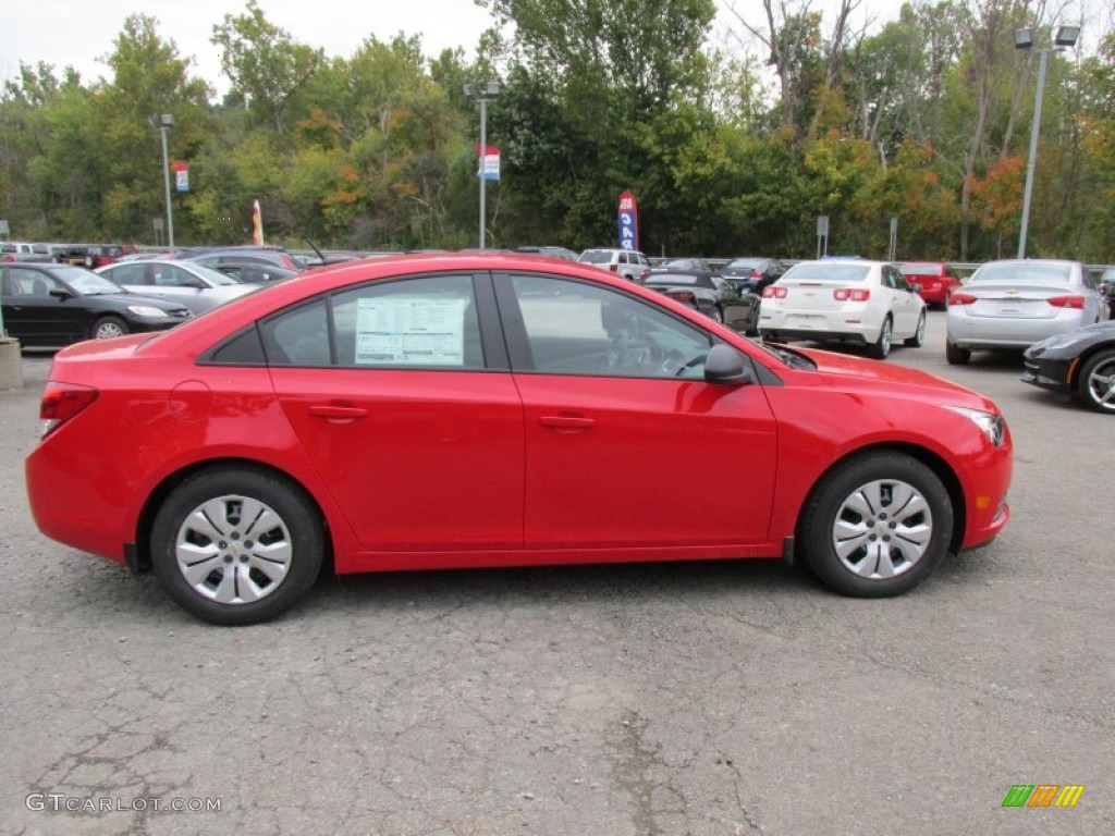 2014 Cruze LS - Red Hot / Jet Black/Medium Titanium photo #7