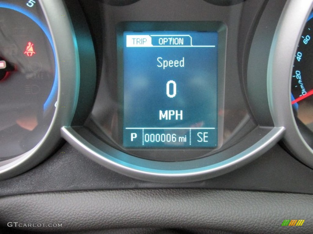 2014 Cruze LS - Red Hot / Jet Black/Medium Titanium photo #20