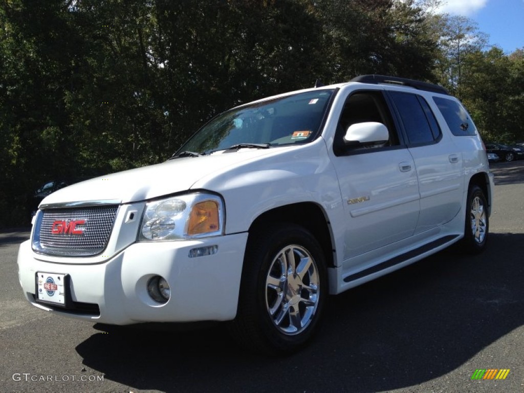 2006 Envoy XL Denali 4x4 - Summit White / Light Gray photo #1