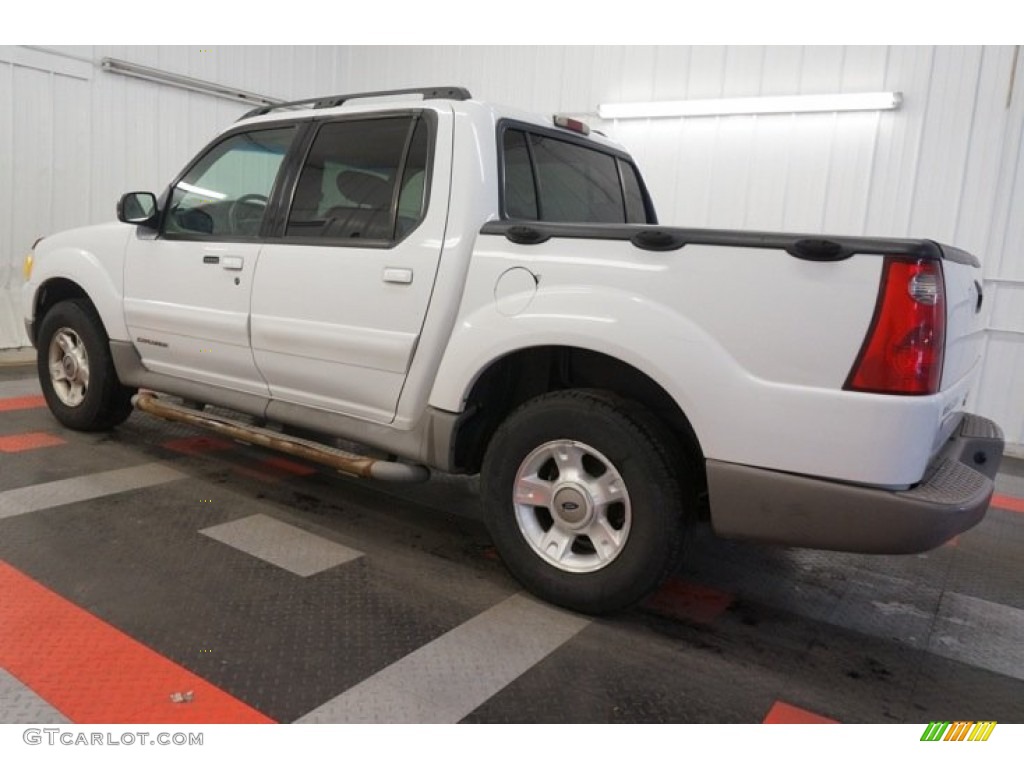 2001 Explorer Sport Trac  - Oxford White / Dark Graphite photo #11