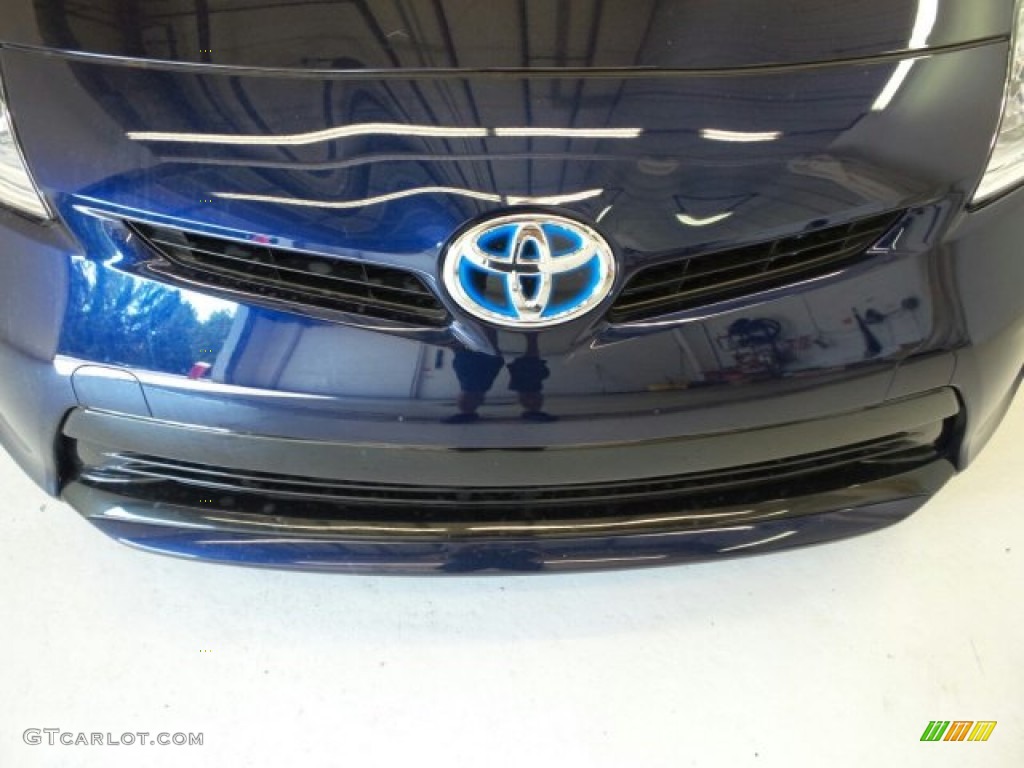 2015 Prius Three Hybrid - Nautical Blue Metallic / Dark Gray photo #5