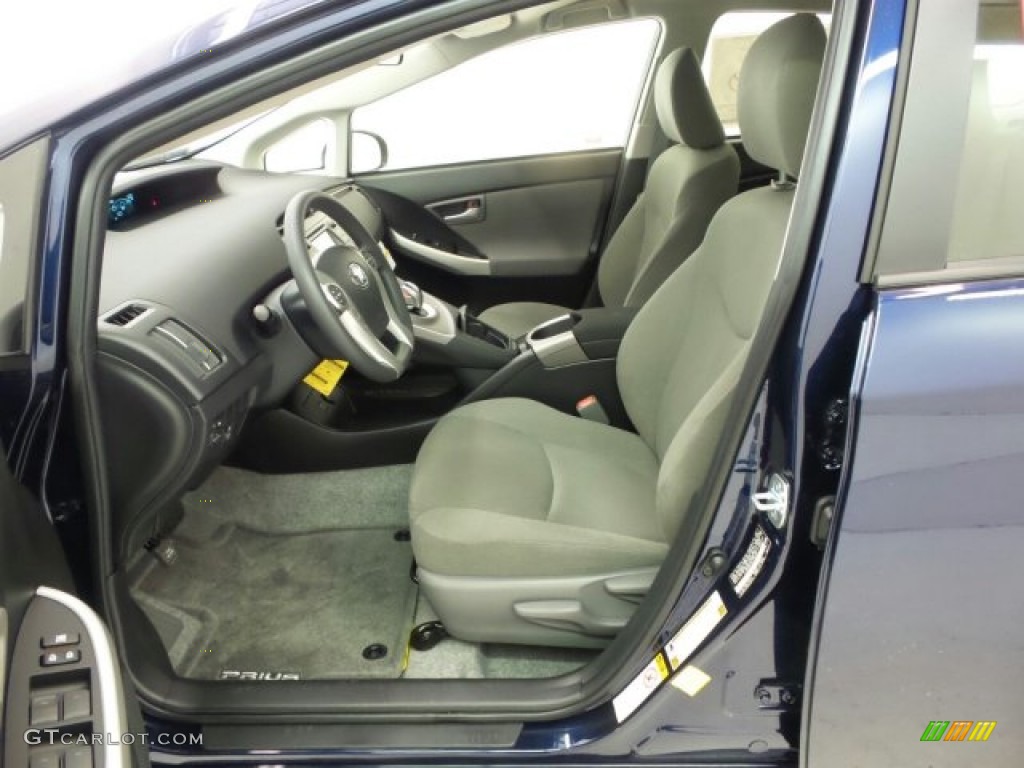 2015 Prius Three Hybrid - Nautical Blue Metallic / Dark Gray photo #13