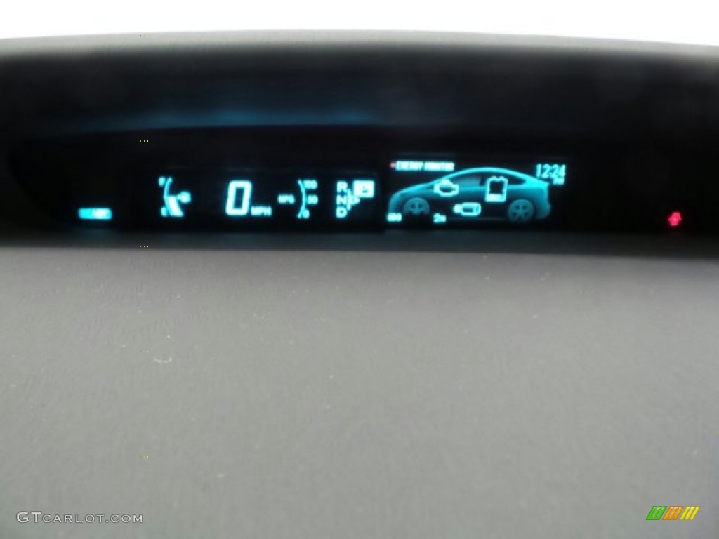 2015 Prius Three Hybrid - Nautical Blue Metallic / Dark Gray photo #19