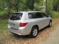 2010 Classic Silver Metallic Toyota Highlander SE 4WD  photo #2