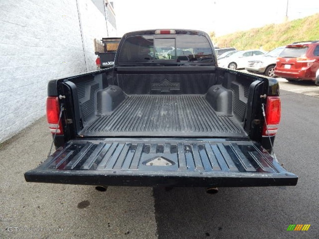 2003 Dakota Sport Quad Cab 4x4 - Black / Dark Slate Gray photo #10