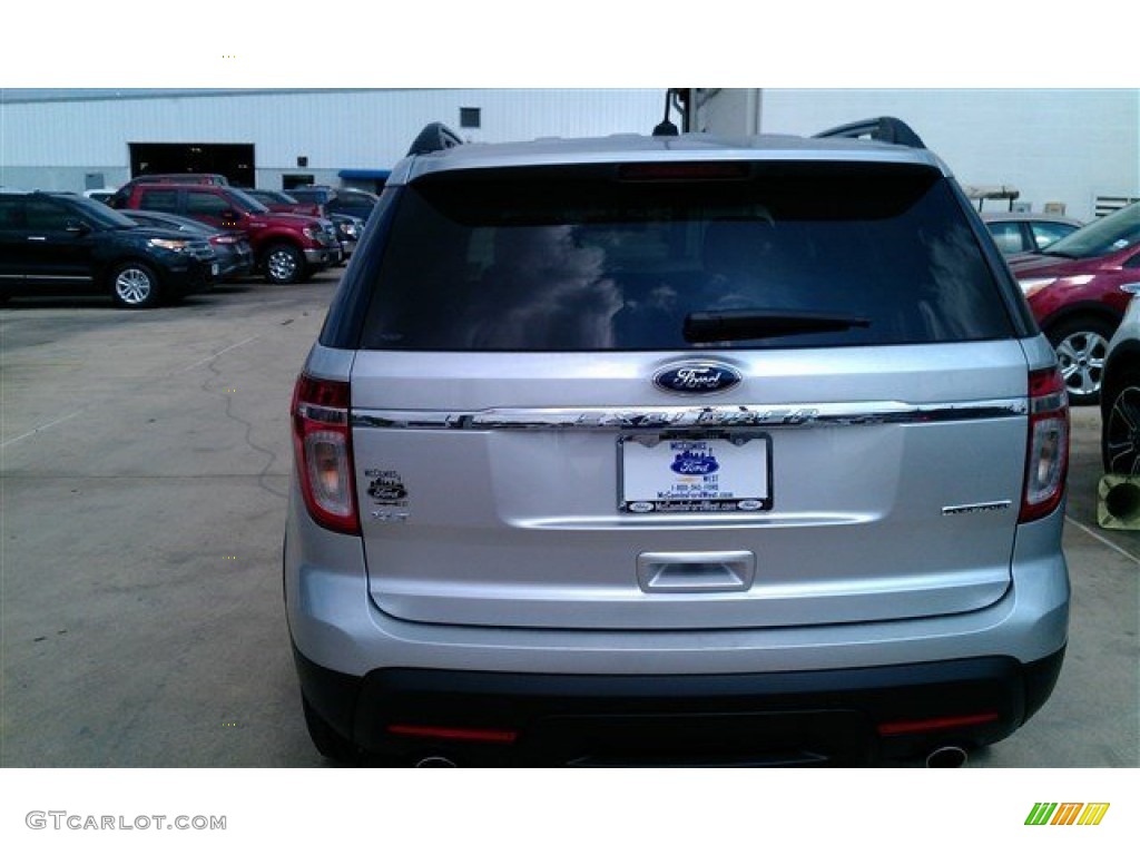 2015 Explorer XLT - Ingot Silver / Charcoal Black photo #6