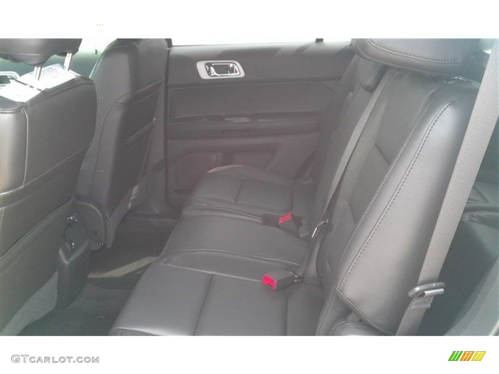 2015 Explorer XLT - Ingot Silver / Charcoal Black photo #13