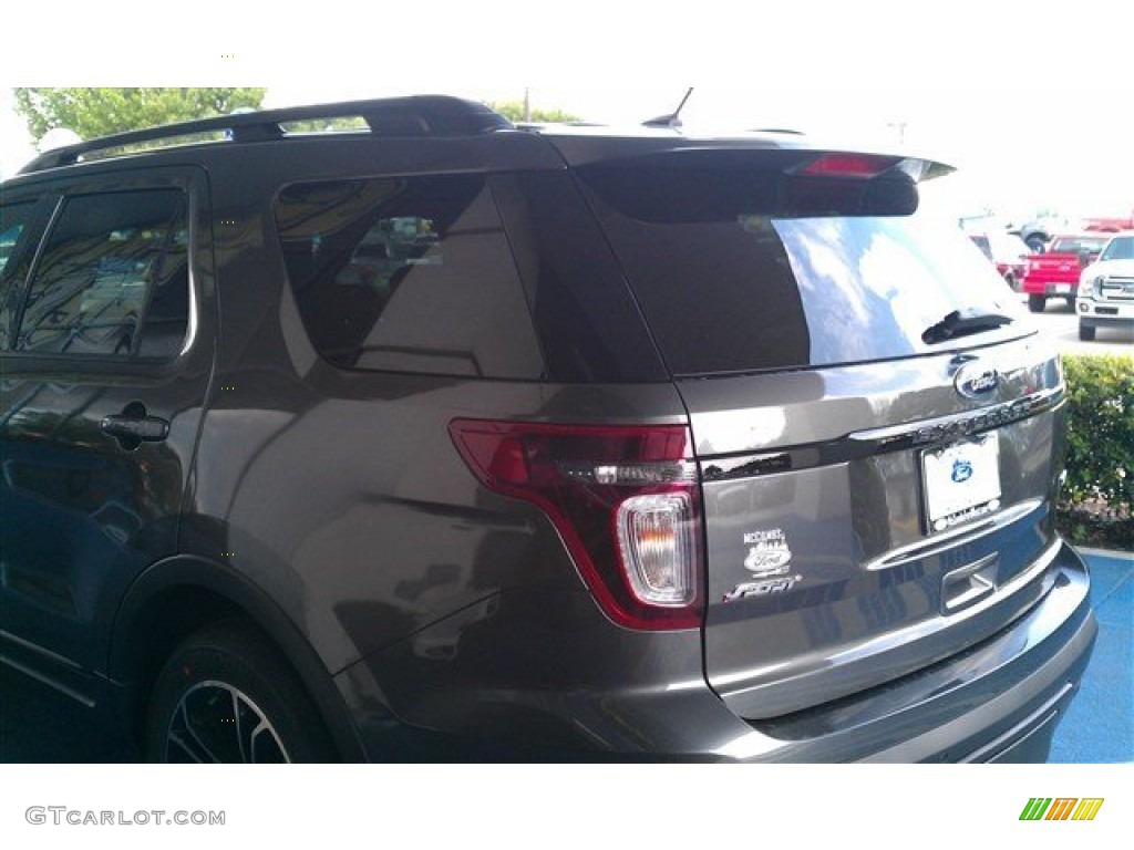 2015 Explorer Sport 4WD - Magnetic / Sport Charcoal Black photo #7
