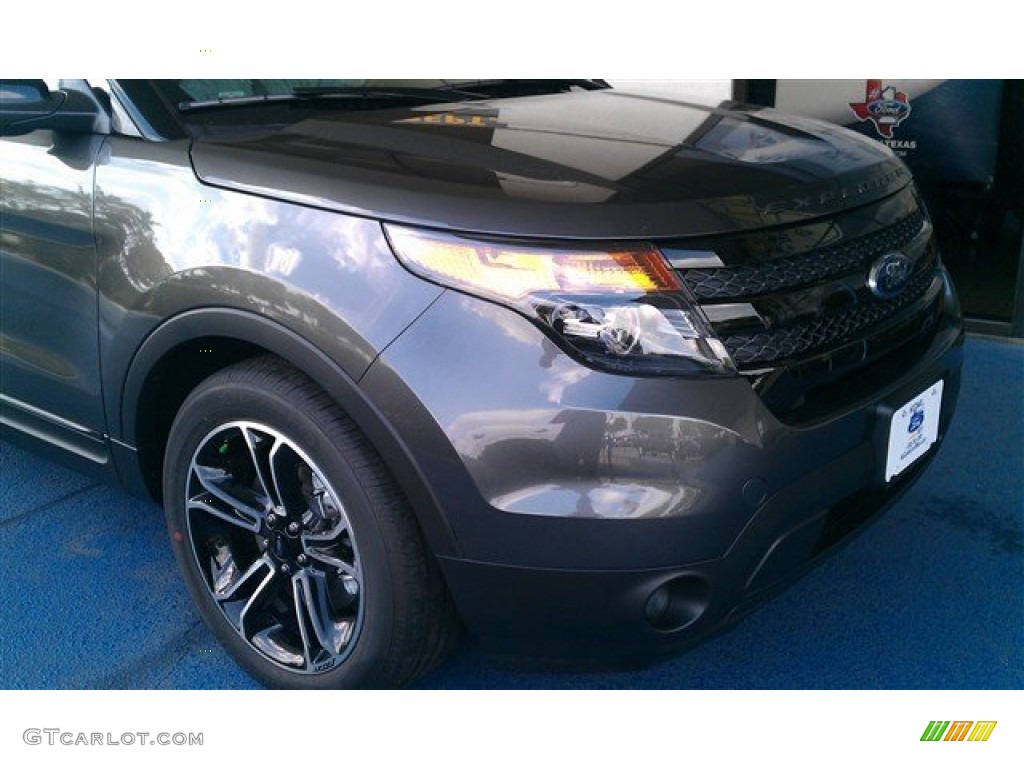 2015 Explorer Sport 4WD - Magnetic / Sport Charcoal Black photo #11