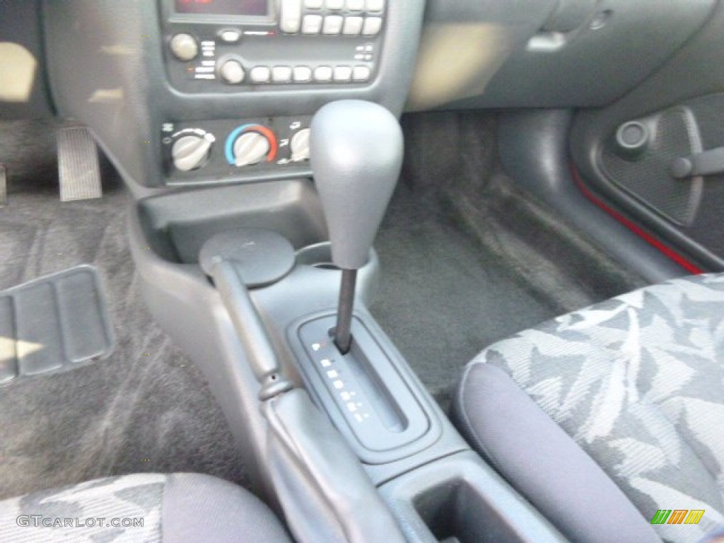 2003 Sunfire  - Victory Red / Graphite photo #16