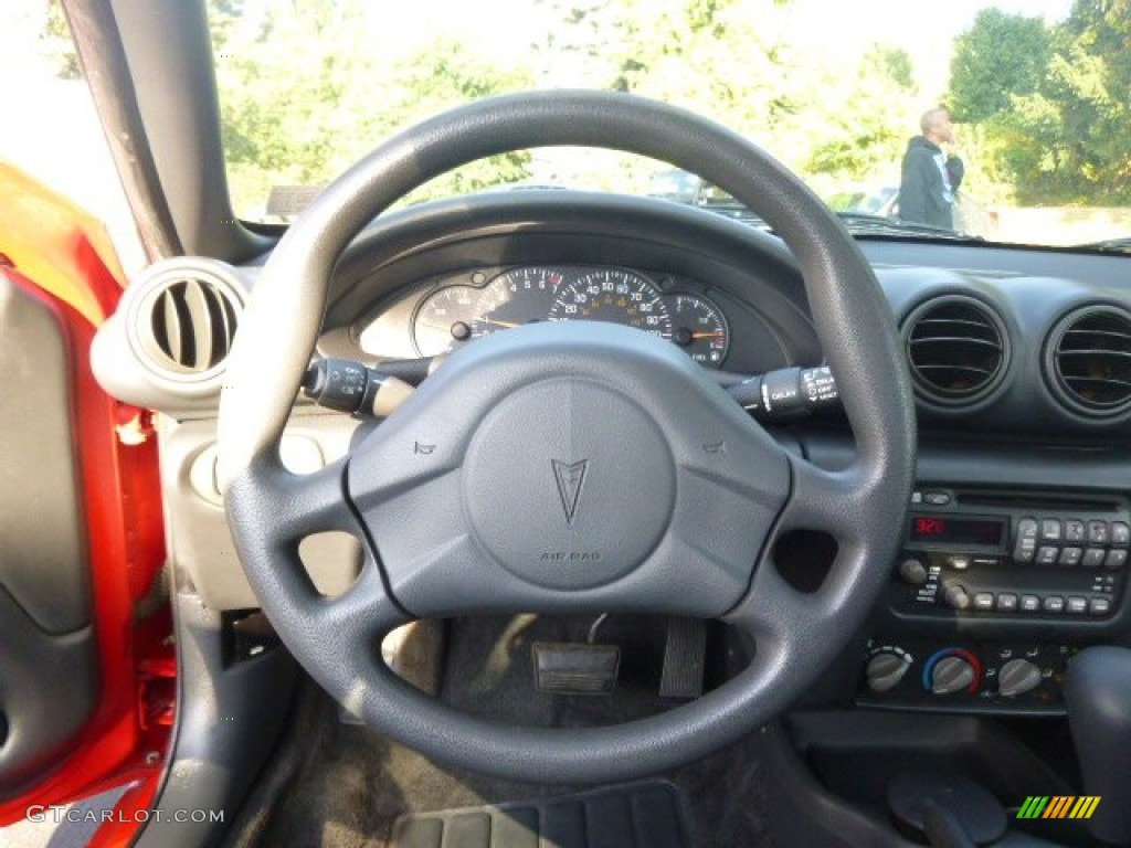 2003 Sunfire  - Victory Red / Graphite photo #18