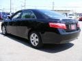 Black - Camry LE Photo No. 5