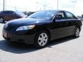 Black - Camry LE Photo No. 7