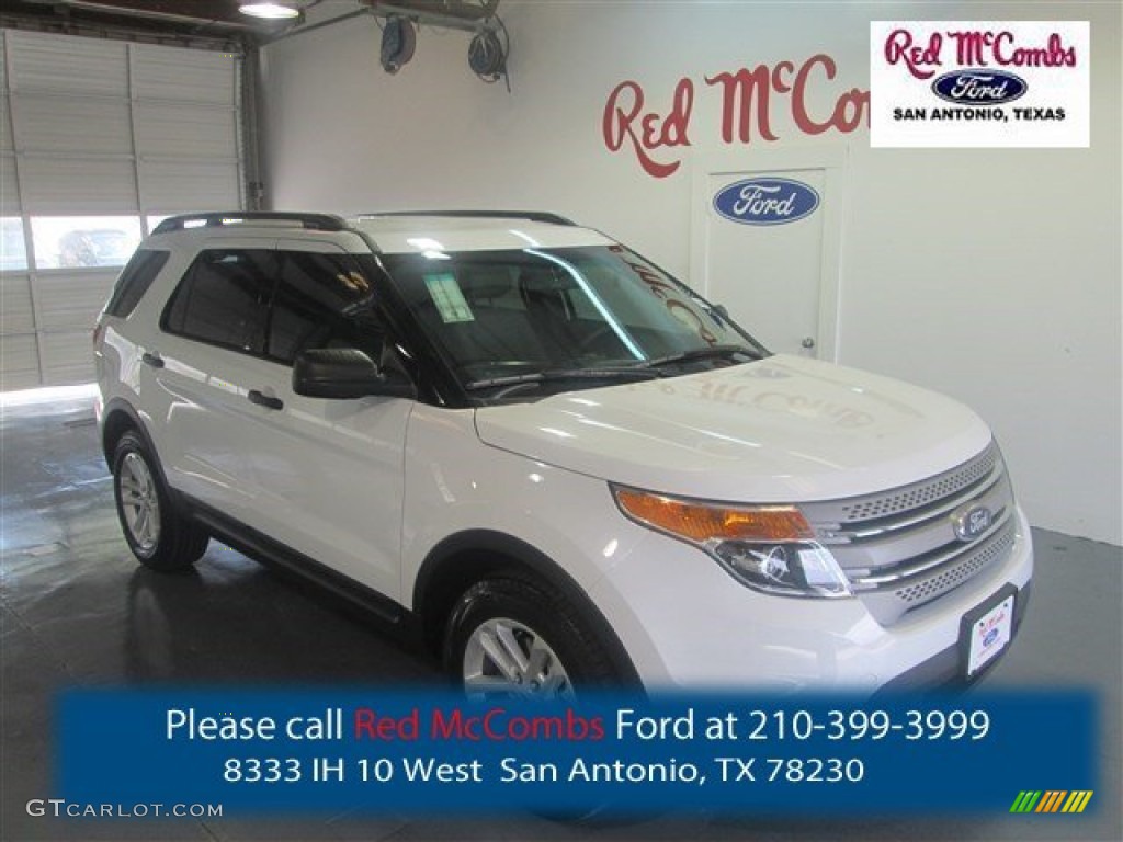 2015 Explorer FWD - Oxford White / Medium Light Stone photo #1