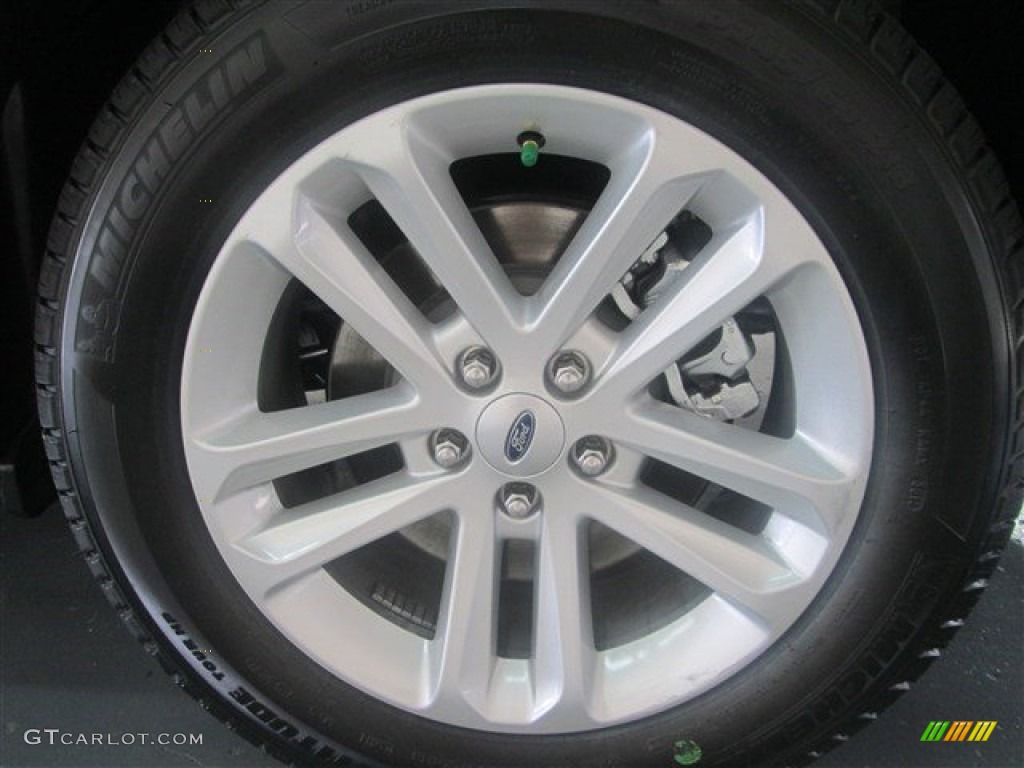 2015 Explorer FWD - Oxford White / Medium Light Stone photo #4