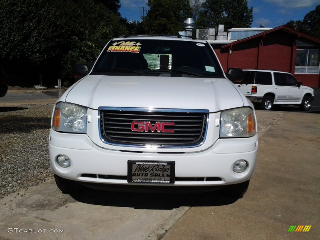 2002 Envoy SLE 4x4 - Summit White / Medium Pewter photo #1