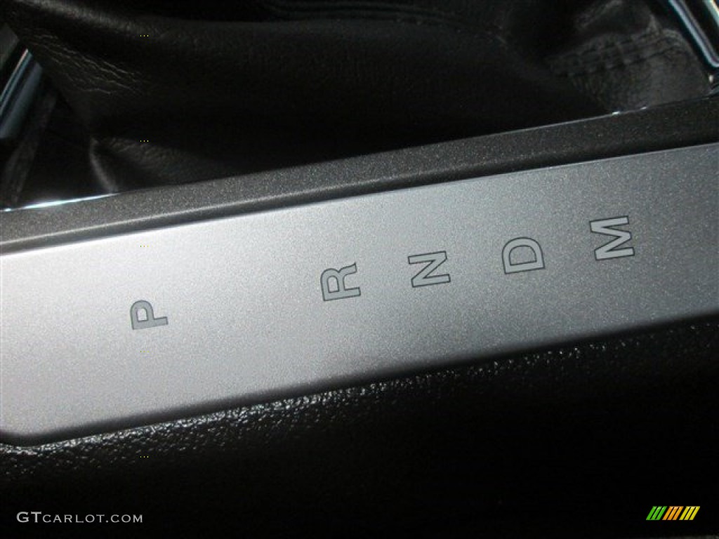 2015 Explorer FWD - Oxford White / Medium Light Stone photo #17